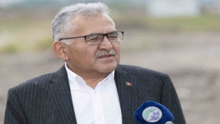 Başkan Büyükkılıçtan Kayseriye yakışır ‘özel bir kütüphane daha
