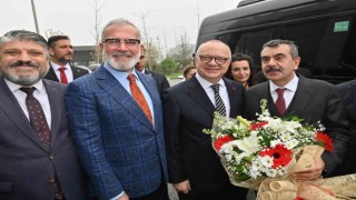 Başkan Ergün, Milli Eğitim Bakanı Tekine projeleri anlattı