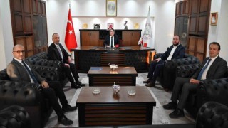 Başkanlardan Rektör Özölçere ziyaret