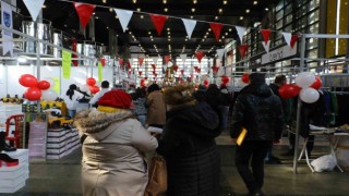 Başkentte moda festivaline vatandaşlardan yoğun ilgi