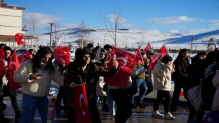 Bayburtta Şehitlere Saygı Yürüyüşü düzenlendi