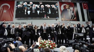 Beşiktaşın 35. başkanı Hasan Arat oldu
