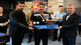 Bilardo Turnuvasında ödüller dağıtıldı