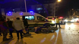 Bilecikte motosiklet ile kamyonetin çarpıştı, 1 kişi yaralandı