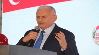 Binali Yıldırım: “Terörle mücadeleyi tartışmaya açamayız”