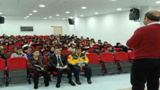 Bingölde öğretmen ve öğrencilere ilk yardım semineri