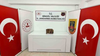Bingölde tarihi eser kitap ele geçirildi
