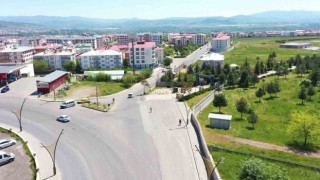 Bingöldeki yol genişletme çalışmaları, trafiğe can suyu oluyor