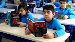 Bir Kitap Bir İnsan Projesi” Menteşede yoğun ilgi gördü