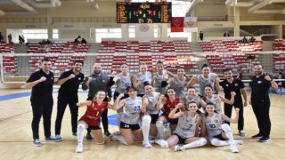 Bozüyük Belediyesi Eğitim ve Spor Kulübü Kadın Voleybol Takımı rakibini 3-0 mağlup etti
