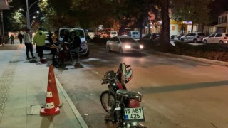 Burdurda motosikletler çarpıştı: 1 yaralı