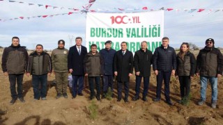 Burdurda Valilik 100üncü Yıl Hatıra Ormanında bin fidan toprakla buluştu