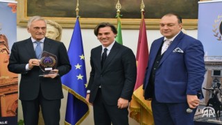 Büyükekşi ve Montellaya İtalyadan ödül