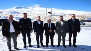 Büyükkılıç: Erciyes dört mevsim dünyanın gözdesi