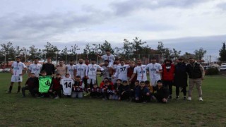 Çal Belediyespor, Acıpayam Belediyesporu 4-1 mağlup etti