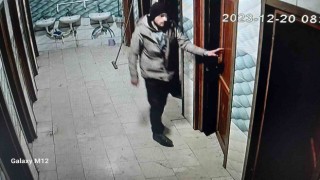 Cami cami dolaştı, bütün muslukları çaldı