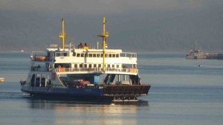 Çanakkale Boğazı sis nedeniyle transit gemi geçişlerine kapatıldı