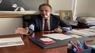 CHPli Sevigenin gözleri doldu: Özgür Beyin toplumdan özür dilemesi lazım