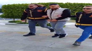 Cinayetten aranıyordu, barlar sokağında eğlenirken yakalandı
