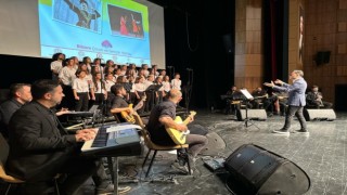Çocuk ve Gençlik Korosundan 12 farklı dilde konser