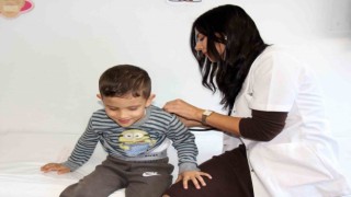 Çocukların sağlıklı gelişimi için ergenlik dönemine kadar gözetim önemli