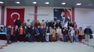 Cumhuriyetin 100. Yılında Kadının Toplumdaki Yeri paneli Gömeçta yapıldı