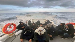 Datçada 14 düzensiz göçmen kurtarıldı