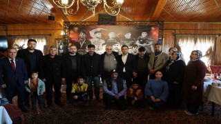 Depremde vefat eden pehlivanların yakınlarına destek