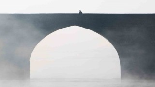 Diyarbakırda etkili olan sis, kartpostallık görüntü oluşturdu