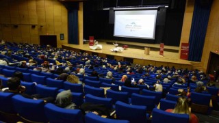 Diyarbakırda “Terapistin Mevlana Olsaydı” söyleşisi gerçekleşti