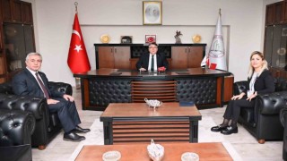 Doç. Dr. Çiğdemoğlundan Rektör Özölçere ziyaret
