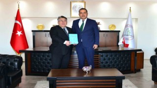 Dr. Ülgerden Rektör Özölçere ziyaret