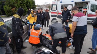 Edirnede motosiklet ile otomobil çarpıştı: 1 yaralı