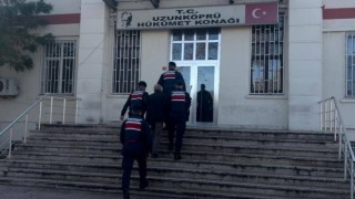 Edirnede terör örgütü üyeleri yurt dışına kaçamadan yakalandı