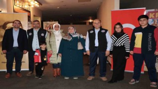 Eğitim-Bir-Sen Adana üyeleri Aybüke: Öğretmen Oldum Ben filmini izledi