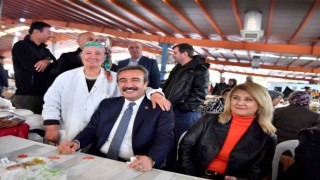 Kadınların üretmesi için 3 kadın ürünleri pazarı açtı
