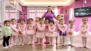 Hatay'da çocuklar bale, resim ve müzikle hayata tutunuyor