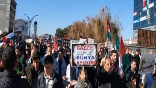 Ercişte ‘Filistine özgürlük İsraile lanet yürüyüşü