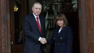 Erdoğan, Yunanistan'da Mevkidaşı Sakelaropulu ile görüştü