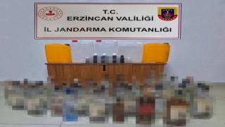 Erzincanda 50 litre sahte alkol ele geçirildi
