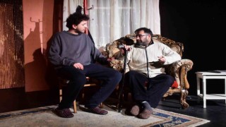 Erzurum ilk ve tek oda tiyatrosu izleyicisiyle buluşuyor