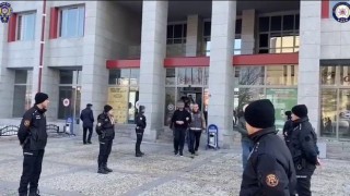 Erzurumda aranan şahıslara yönelik eş zamanlı operasyon