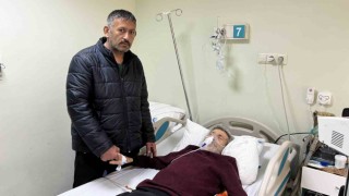 Evlatları bakmayı reddetti, hastanede yatan eski kayınpederinin yanından ayrılmıyor