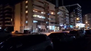 Faciadan döndüler: Bursada bir kafenin asma tavanı çöktü