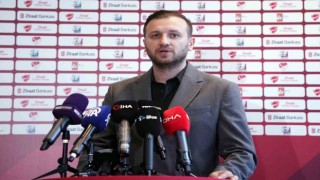 Fatih Kulaksız: Asıl önceliğimiz ligde şampiyon olmak ama kupada da gidebildiğimiz yere kadar gitmek istiyoruz