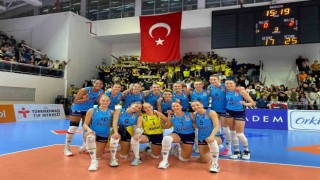 Fenerbahçe Opet, ligde ilk yarıyı lider tamamladı