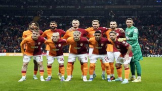 Galatasarayda hedef yeni yıla kupa ile girmek