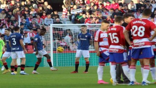 Granada - Athletic Bilbao maçı, bir taraftarın hayatını kaybetmesi nedeniyle ertelendi
