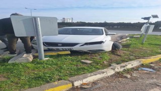Hastaneye götürdüğü amcası otomobilde fenalaşınca kaza yaptı: 1 ölü, 2 yaralı