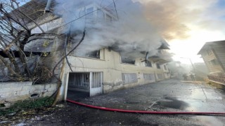 Hatayda 2. Kattaki dairede çıkan yangın korkuttu